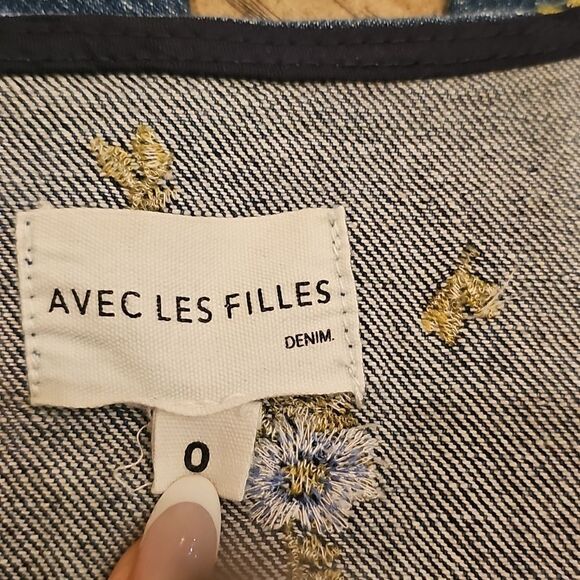 Avec Les Filles Denim Floral Jumpsuit Cap Sleeve Size 0 NWOT - Picture 3 of 16